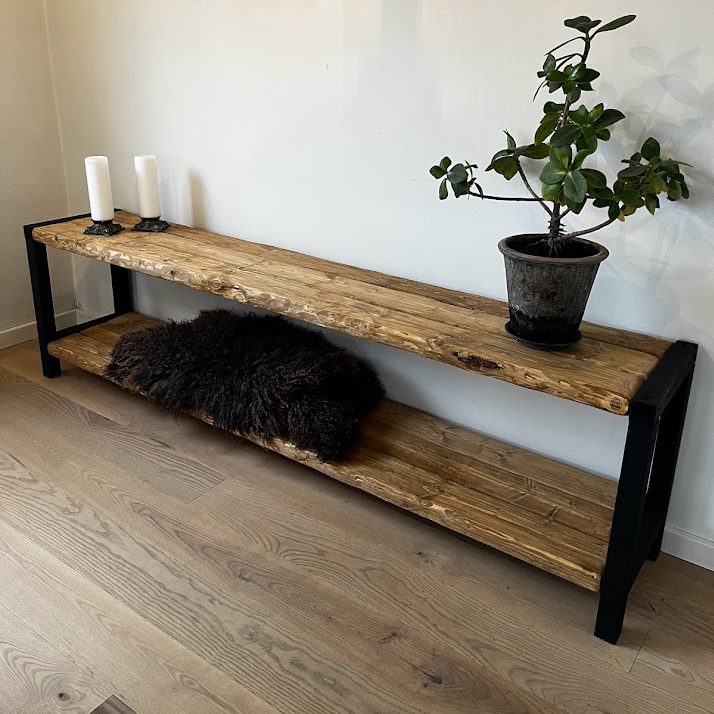 FILIPPA TV-BORD